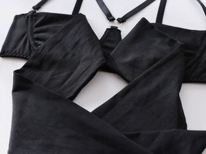 Velour Bind™ Open-Bra Lingerie Set