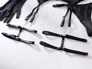 Velour Bind™ Open-Bra Lingerie Set